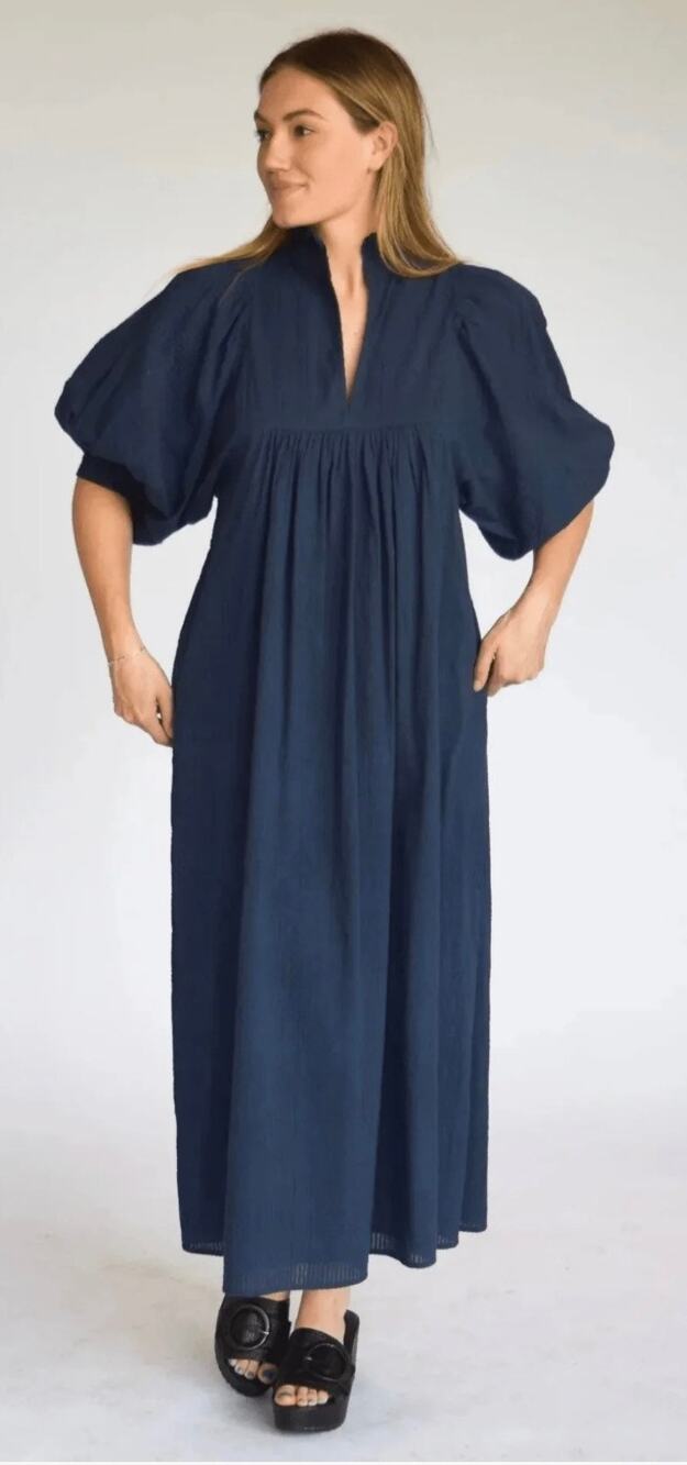 Never A Wallflower High Midi Neck Dress in Navy Sz. XS